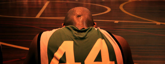 bench-player